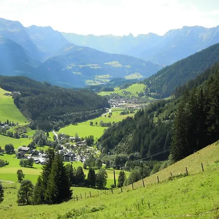 דירה Hoechhaeusl *